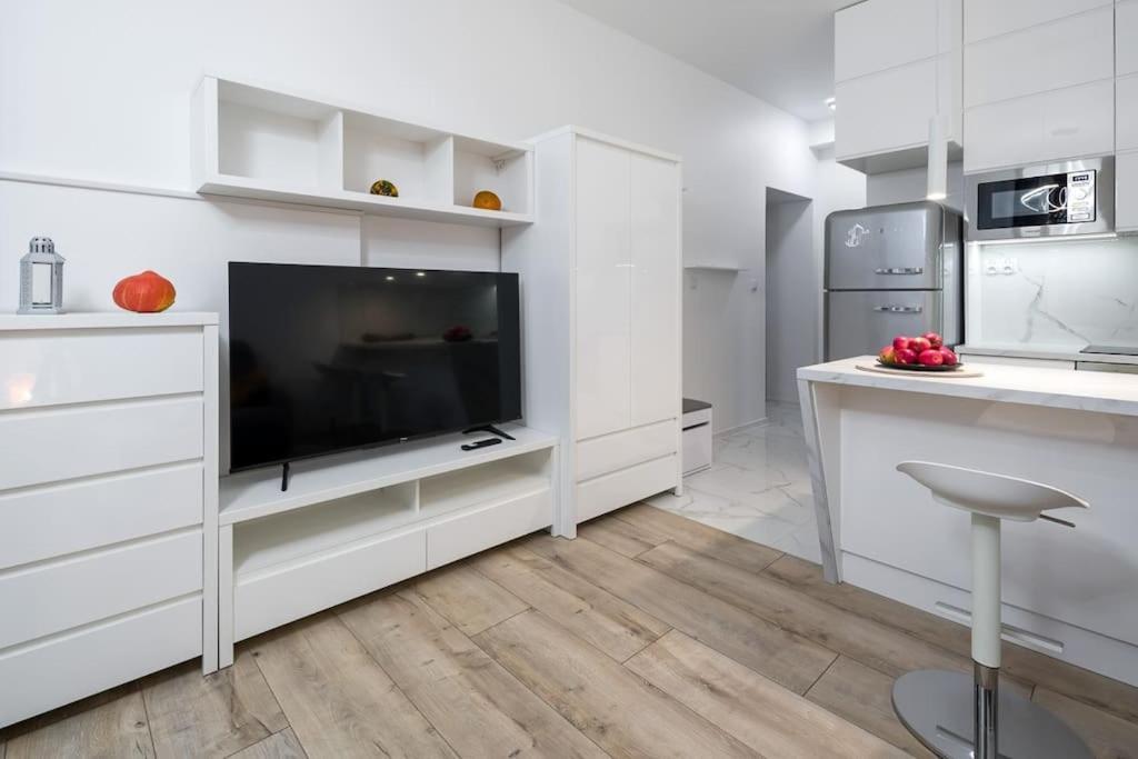 Charming Apartment In Calm And Central Area Kraków Eksteriør billede